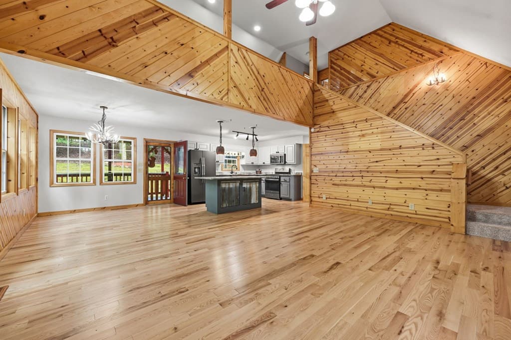 208 Saddle Ridge Drive, Blairsville GA 30512 - Photo