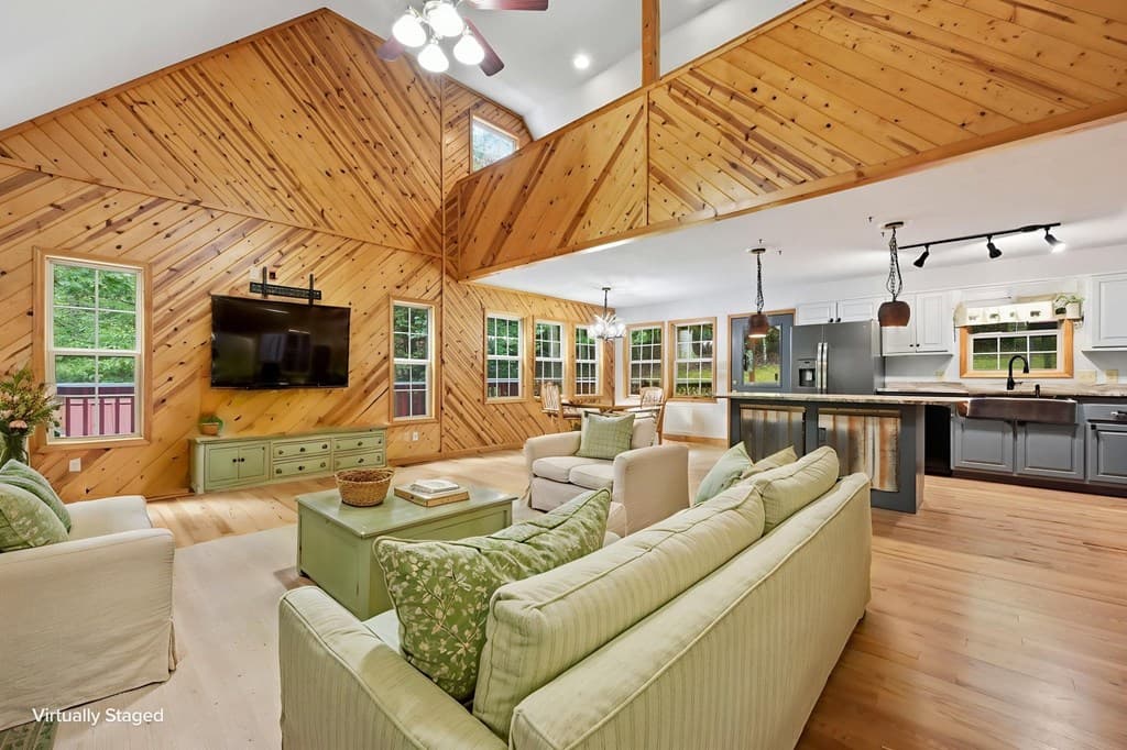 208 Saddle Ridge Drive, Blairsville GA 30512 - Photo