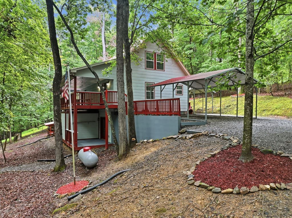 208 Saddle Ridge Drive, Blairsville GA 30512 - Photo