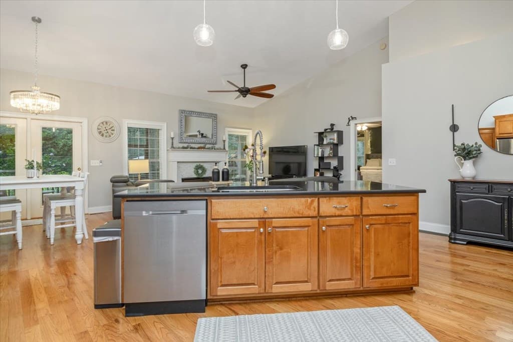 437 Lumber Company Road, Talking Rock GA 30175 - Photo