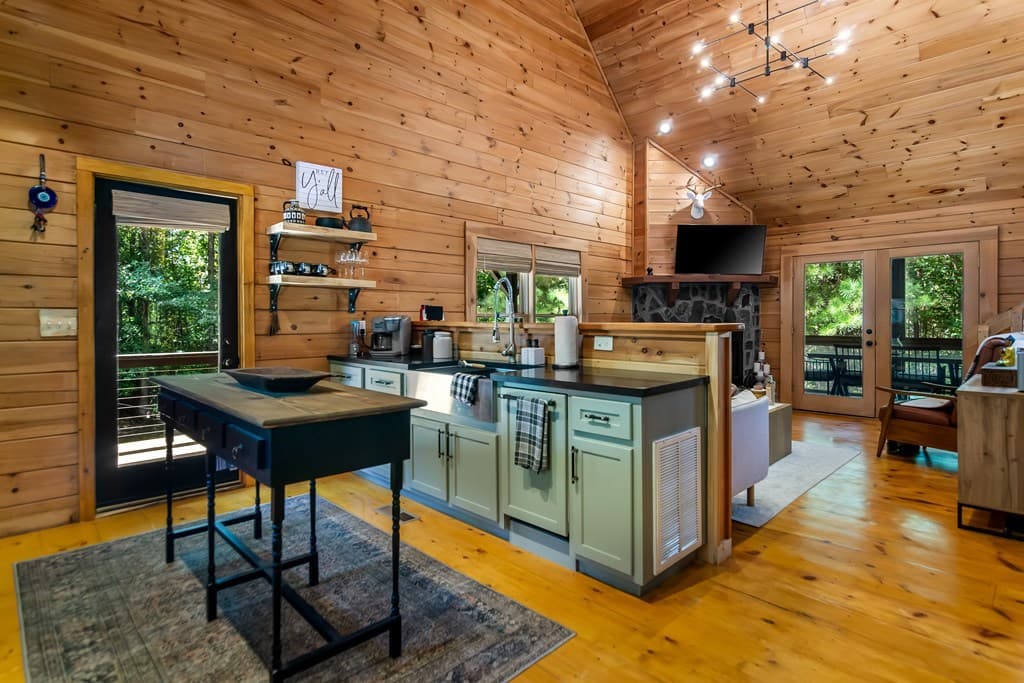 16 Toccoa Ridge Road, Mineral Bluff GA 30559 - Photo