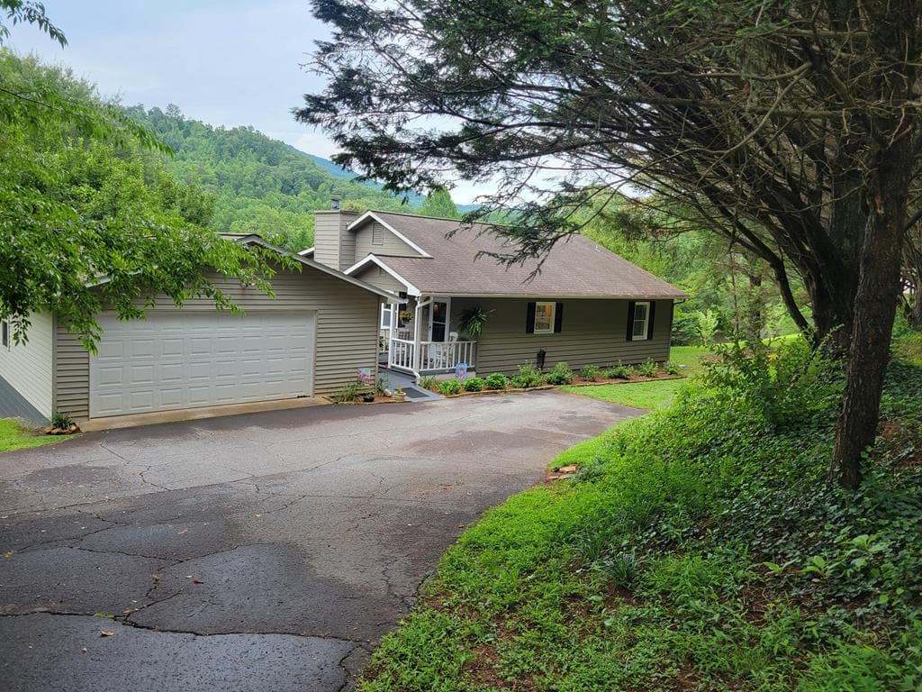 1523 Berrong Road, Hiawassee GA 30547 - Primary photo