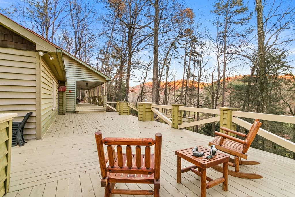 101 Harper Valley, Ellijay GA 30540 - Photo