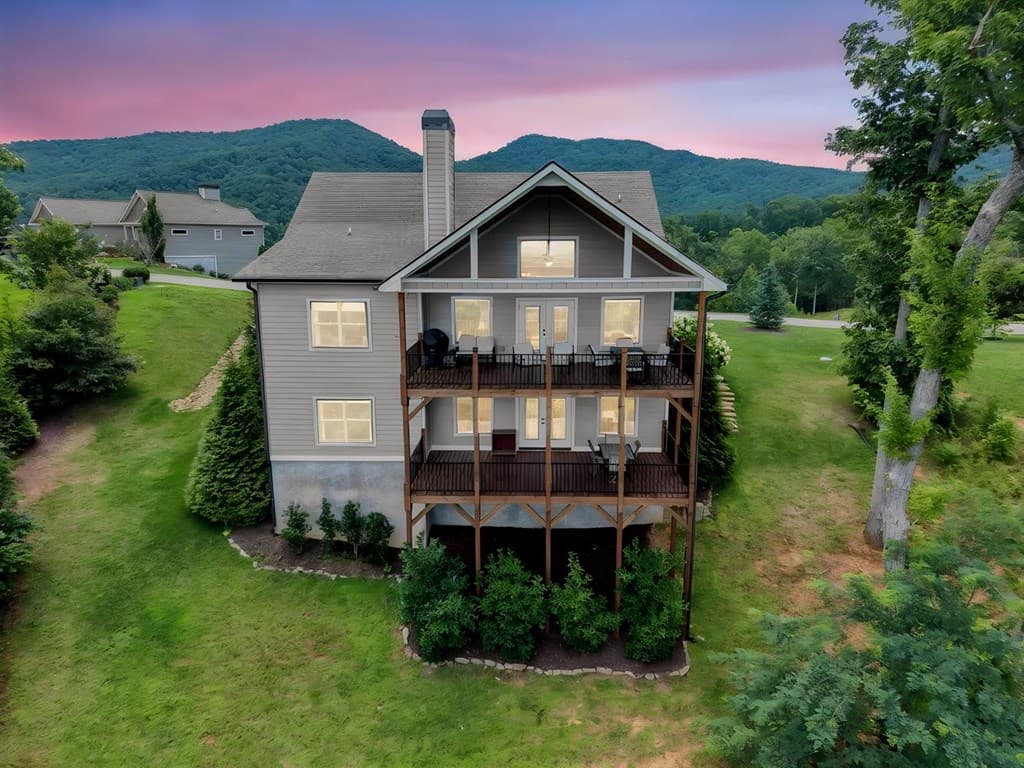 25 Ivy Log Heights Spur, Young Harris GA 30582 - Photo
