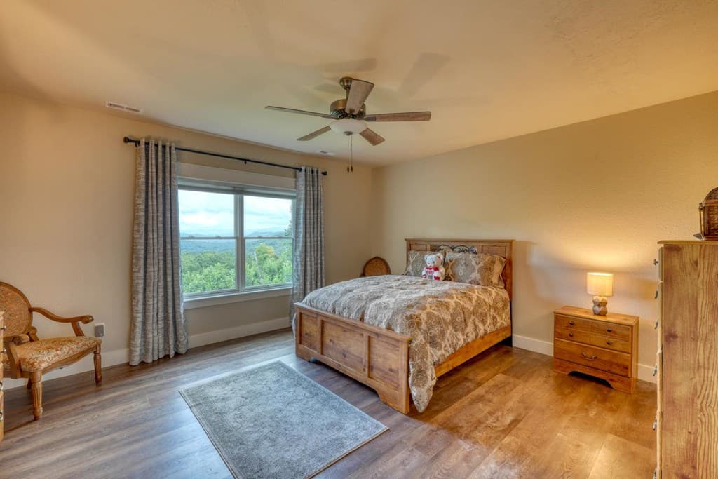 25 Ivy Log Heights Spur, Young Harris GA 30582 - Photo