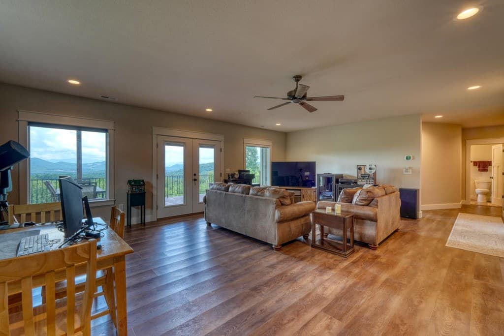 25 Ivy Log Heights Spur, Young Harris GA 30582 - Photo