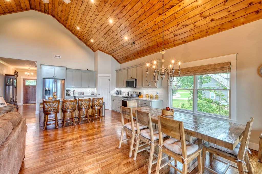 25 Ivy Log Heights Spur, Young Harris GA 30582 - Photo