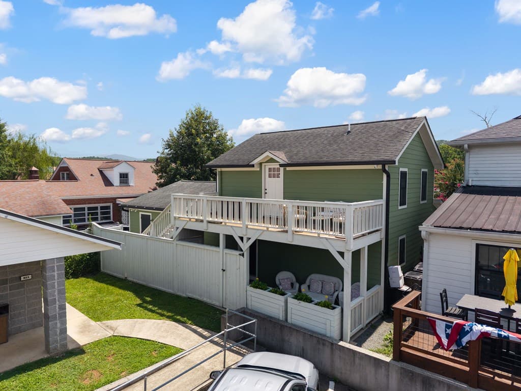 41 North Avenue, Ellijay GA 30540 - Photo