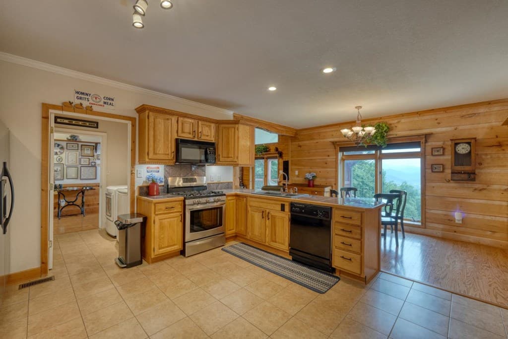 358 Kellie Drive Ii, Blairsville GA 30512 - Photo
