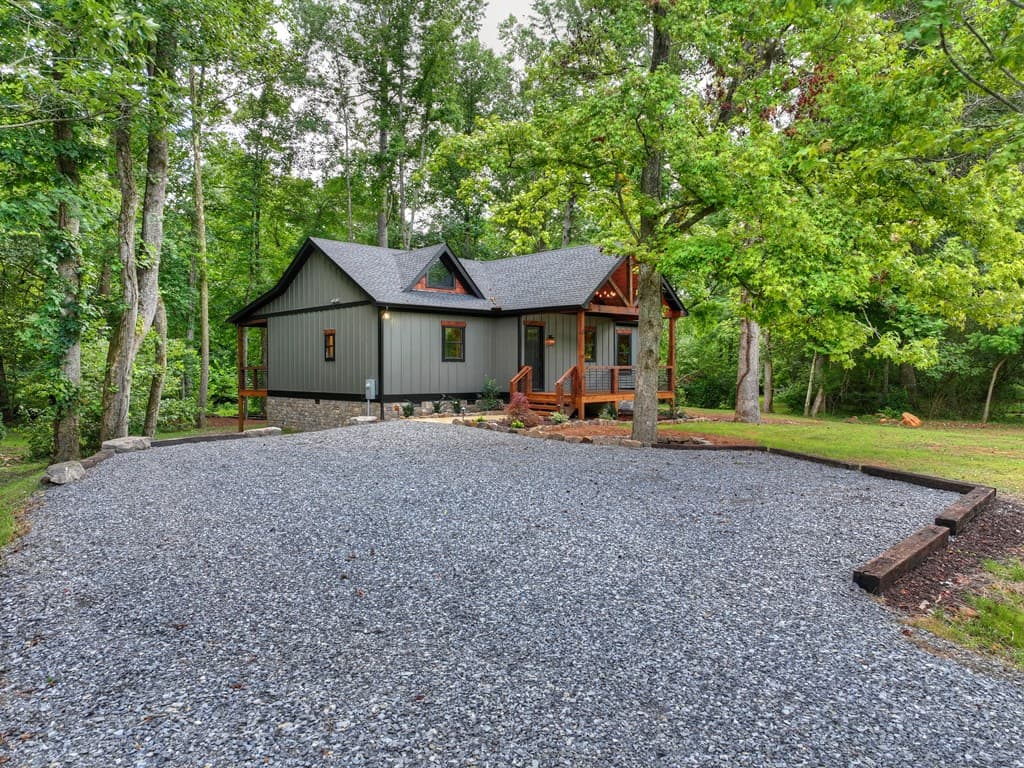 260 Misty Valley Lane, Ellijay GA 30536 - Photo
