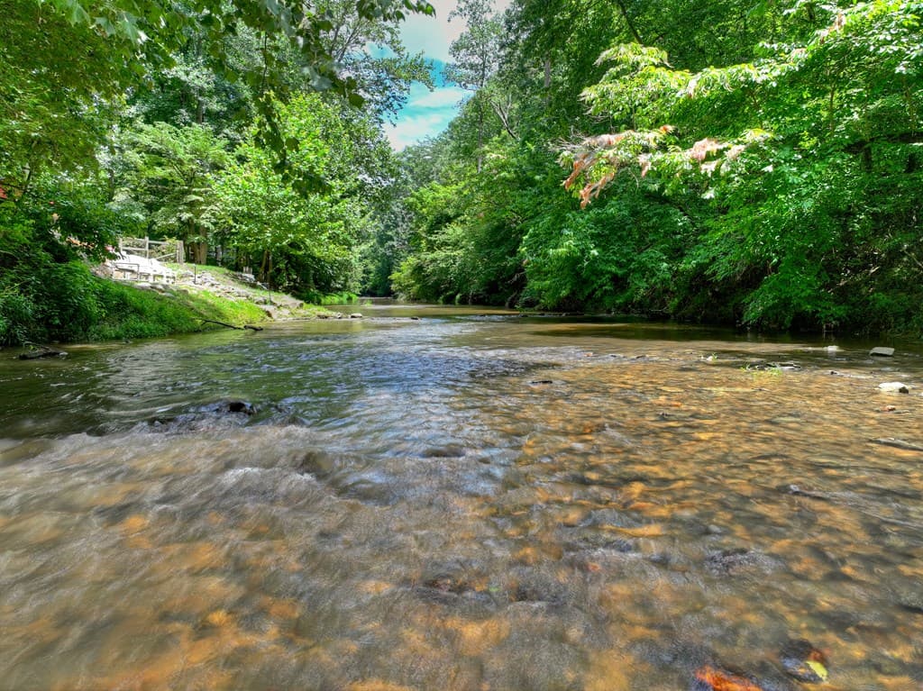 260 Misty Valley Lane, Ellijay GA 30536 - Photo