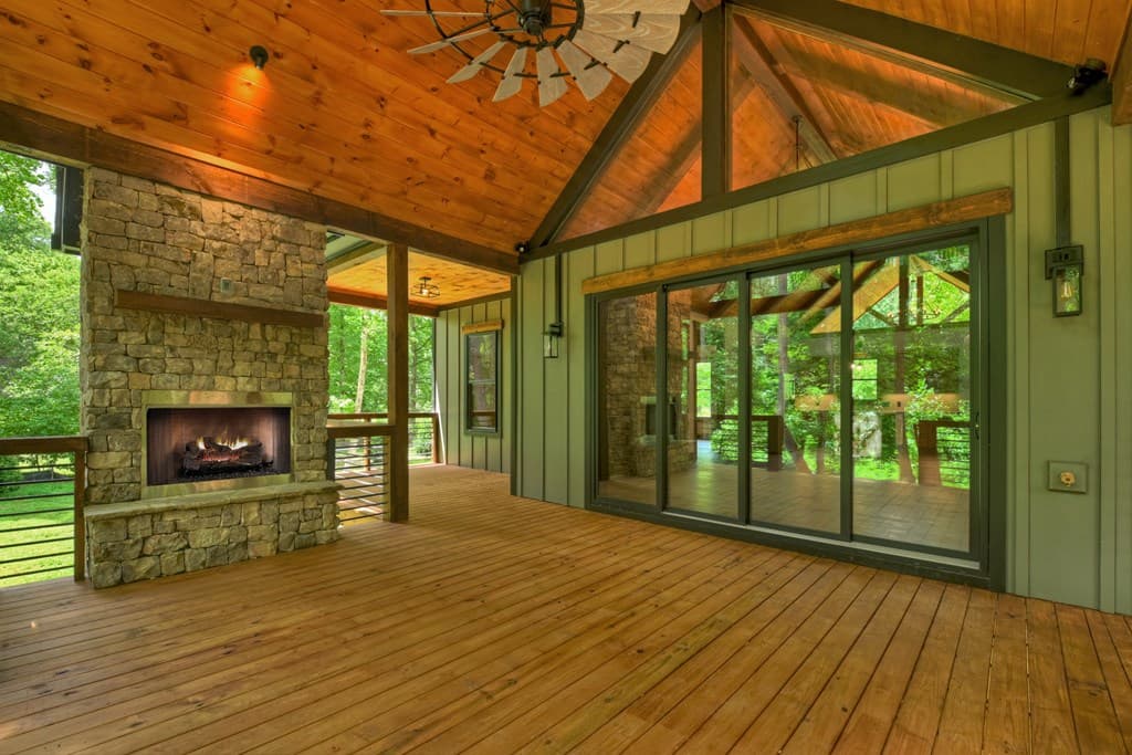 260 Misty Valley Lane, Ellijay GA 30536 - Photo