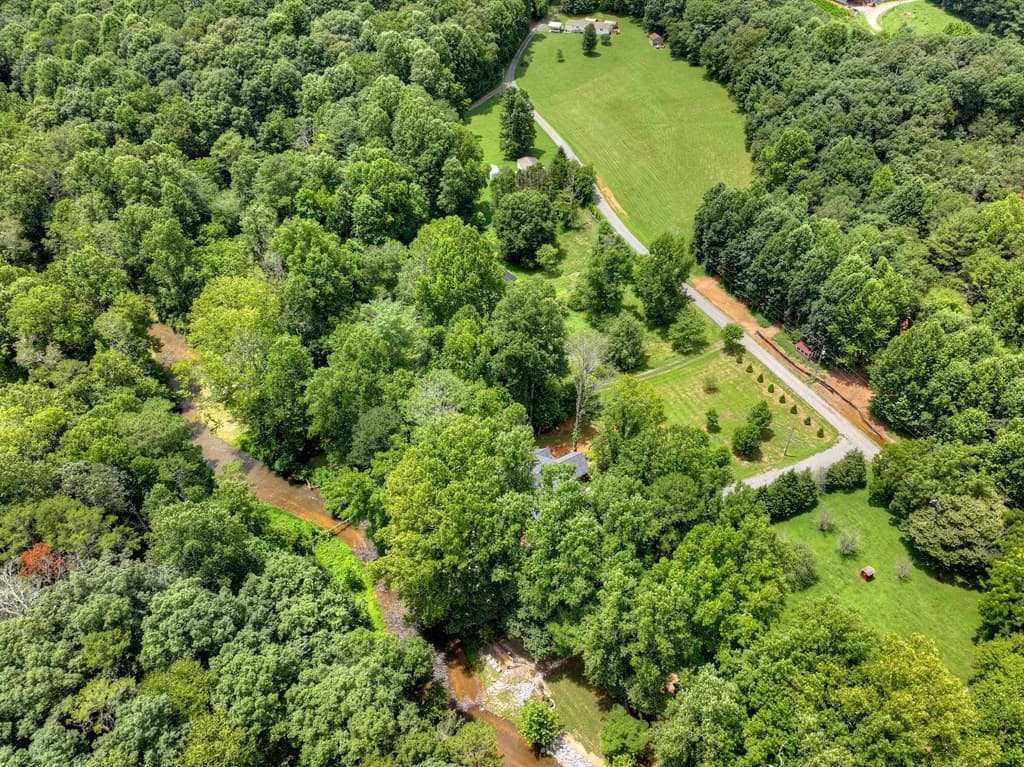 260 Misty Valley Lane, Ellijay GA 30536 - Photo