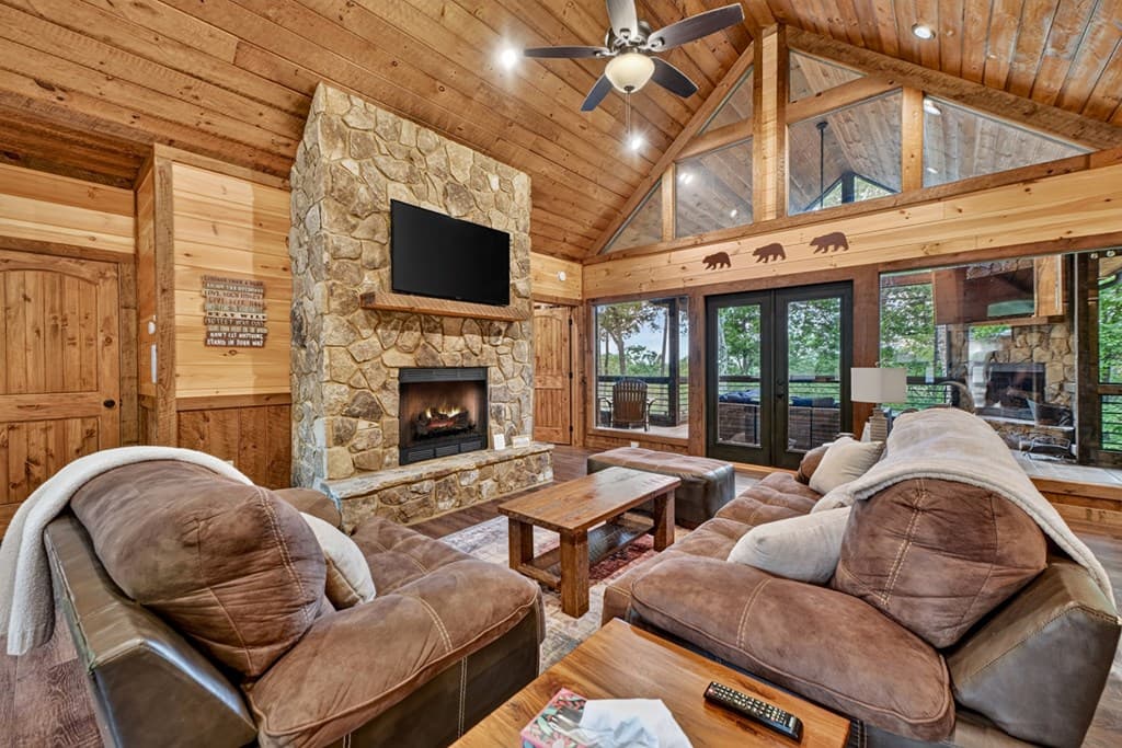 187 Hayden Way Drive, Morganton GA 30560 - Photo