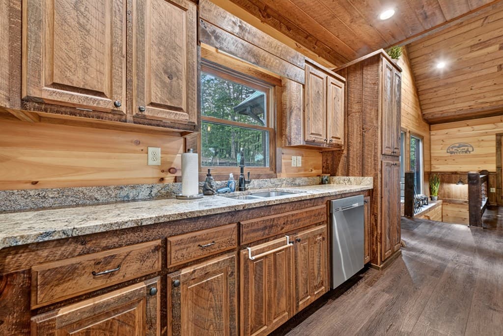 187 Hayden Way Drive, Morganton GA 30560 - Photo