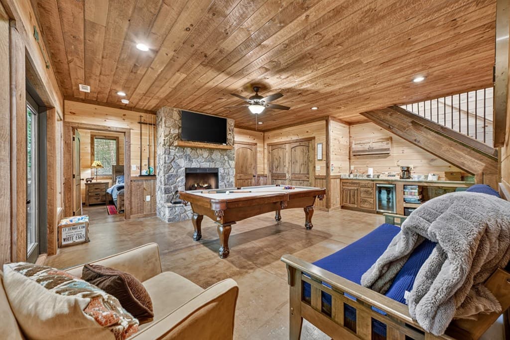 187 Hayden Way Drive, Morganton GA 30560 - Photo