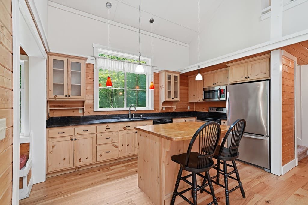 120 Shenendoa Drive, Ellijay GA 30540 - Photo