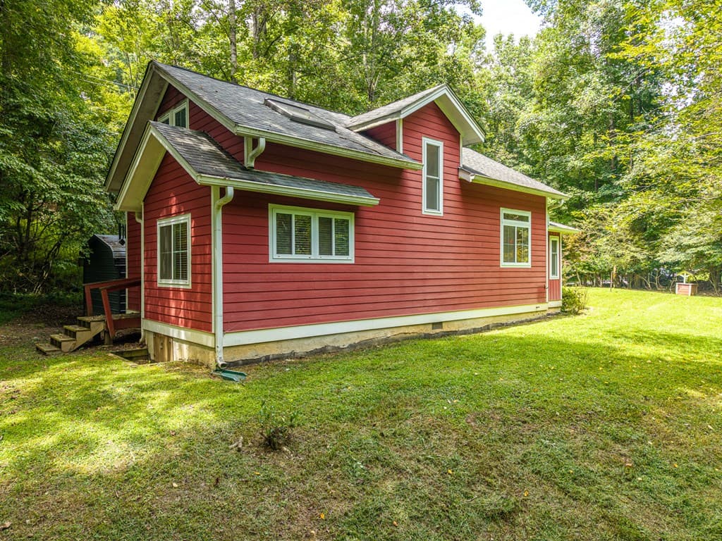 120 Shenendoa Drive, Ellijay GA 30540 - Photo