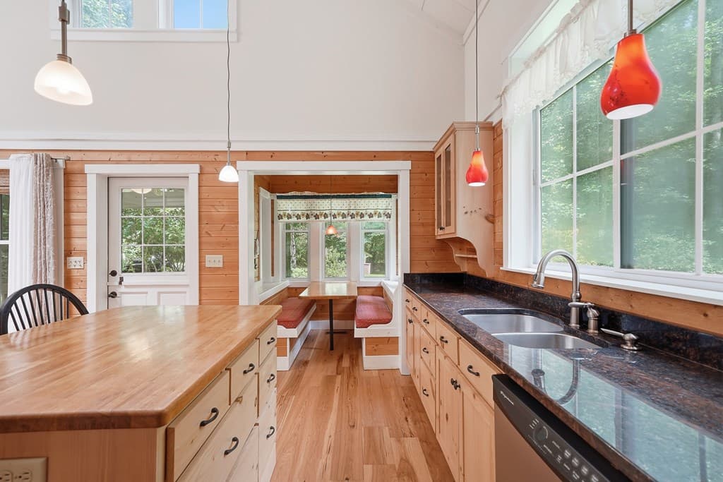120 Shenendoa Drive, Ellijay GA 30540 - Photo