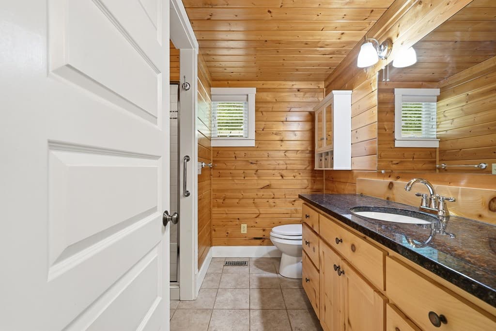 120 Shenendoa Drive, Ellijay GA 30540 - Photo