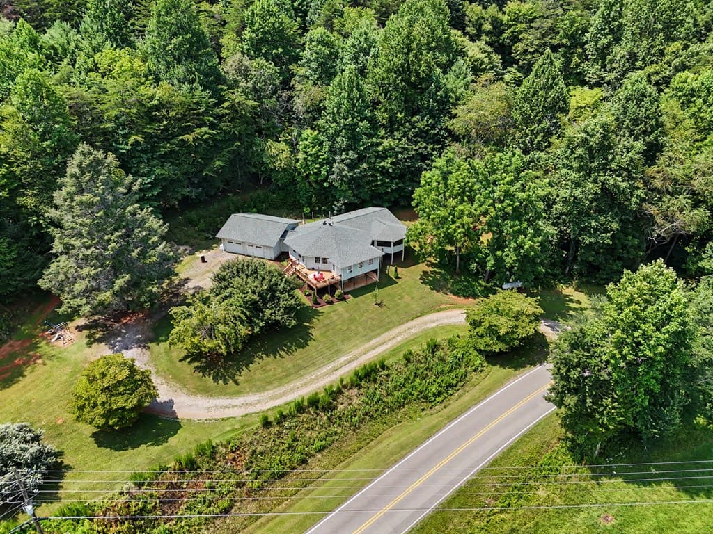 3429 Fodder Creek Road, Hiawassee GA 30546 - Photo