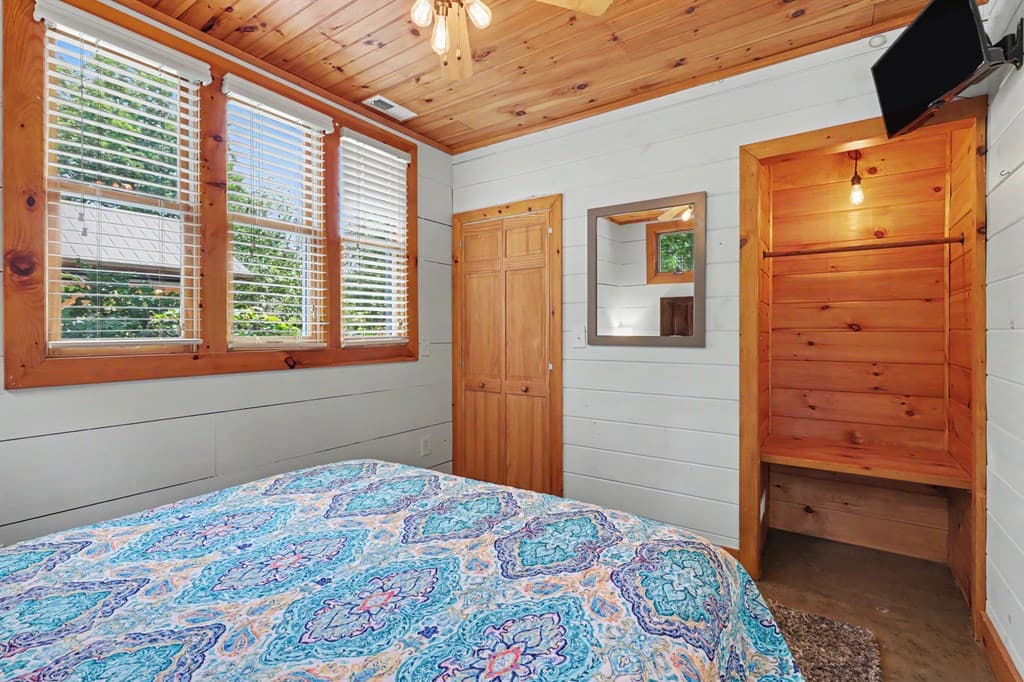 256 Low Gap Road, Hayesville NC 28904 - Photo