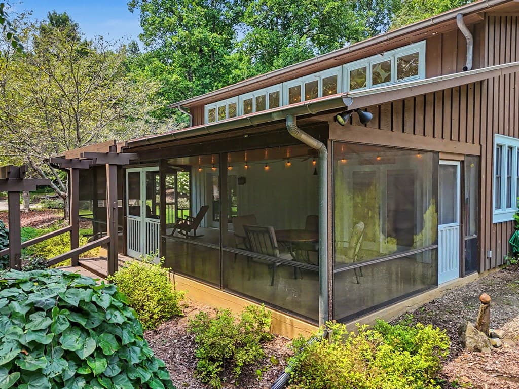 256 Low Gap Road, Hayesville NC 28904 - Photo