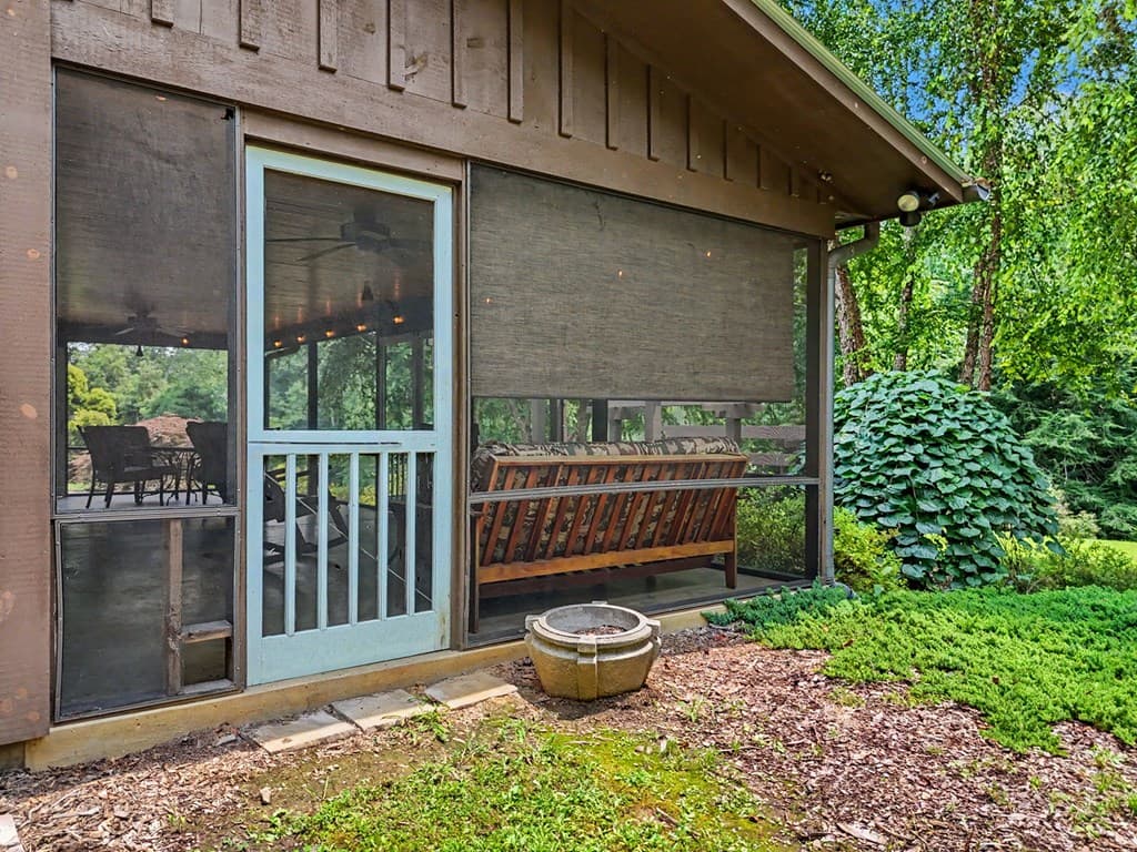 256 Low Gap Road, Hayesville NC 28904 - Photo