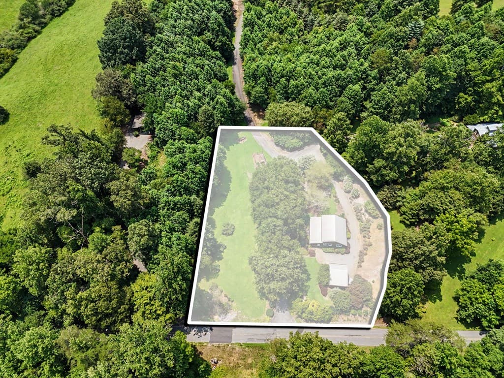 256 Low Gap Road, Hayesville NC 28904 - Photo