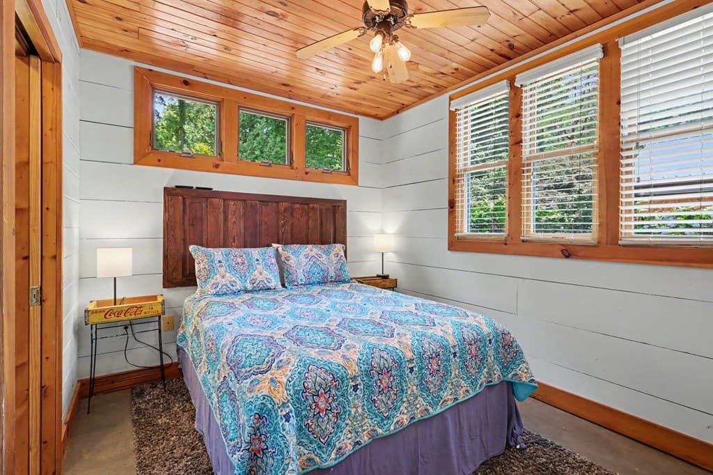 256 Low Gap Road, Hayesville NC 28904 - Photo