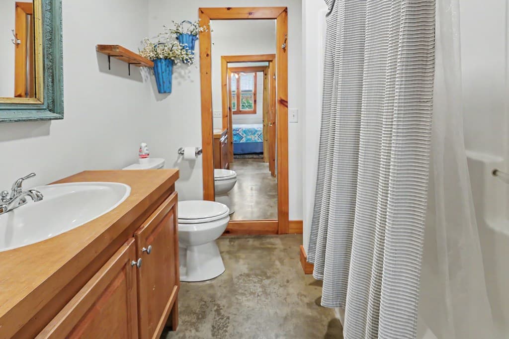 256 Low Gap Road, Hayesville NC 28904 - Photo
