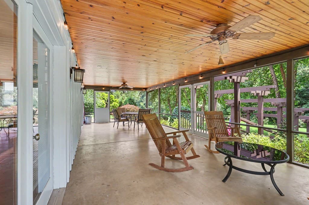 256 Low Gap Road, Hayesville NC 28904 - Photo