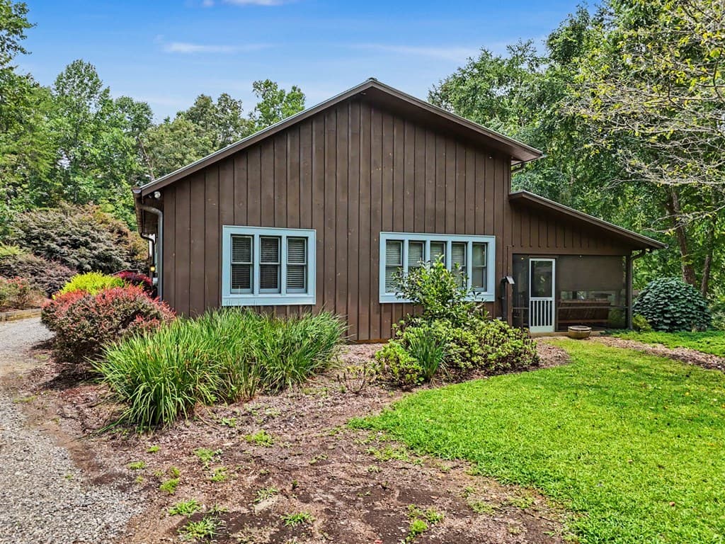 256 Low Gap Road, Hayesville NC 28904 - Photo