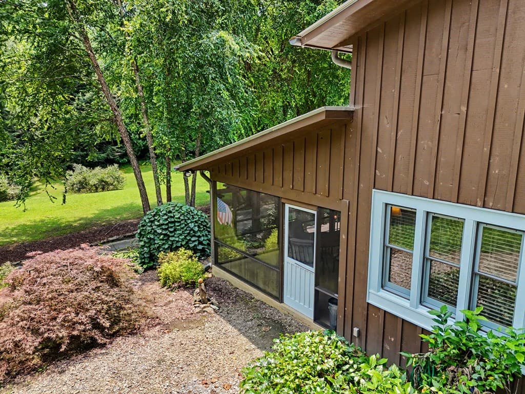 256 Low Gap Road, Hayesville NC 28904 - Photo