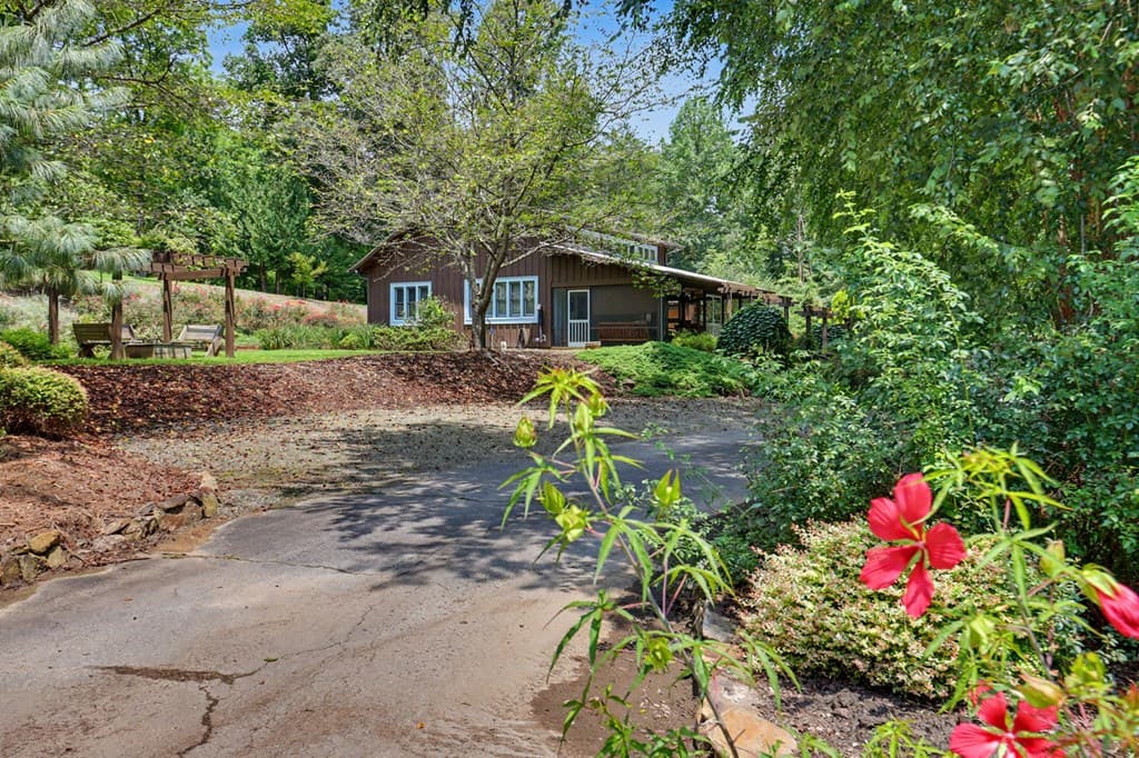 256 Low Gap Road, Hayesville NC 28904 - Photo