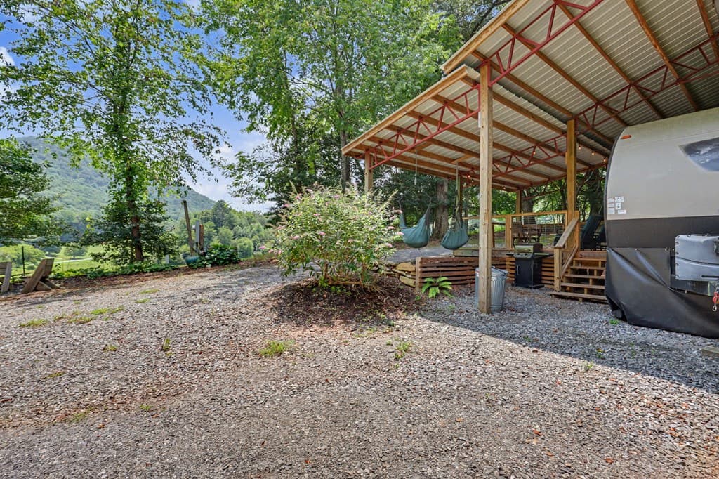 282 Low Gap Road, Hayesville NC 28904 - Photo