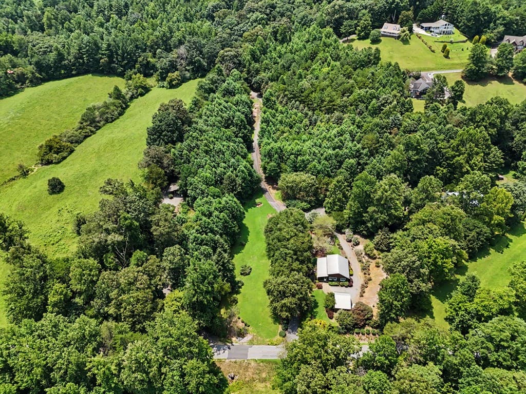 282 Low Gap Road, Hayesville NC 28904 - Photo