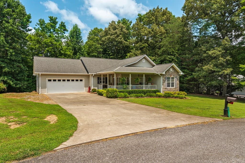 61 Autumn View, Blairsville GA 30512 - Photo