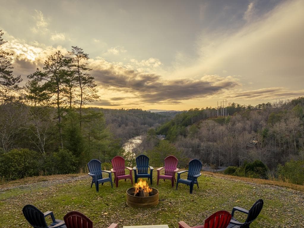 21-235 Riverview Circle, Blue Ridge GA 30513 - Photo