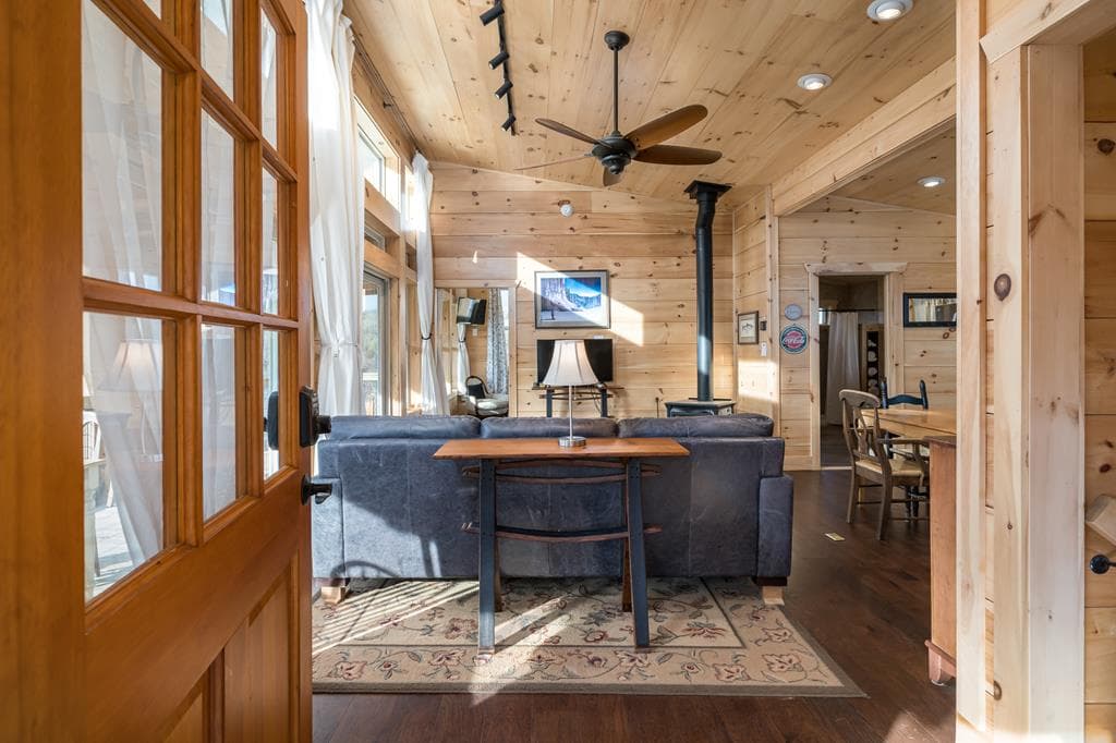 21-235 Riverview Circle, Blue Ridge GA 30513 - Photo