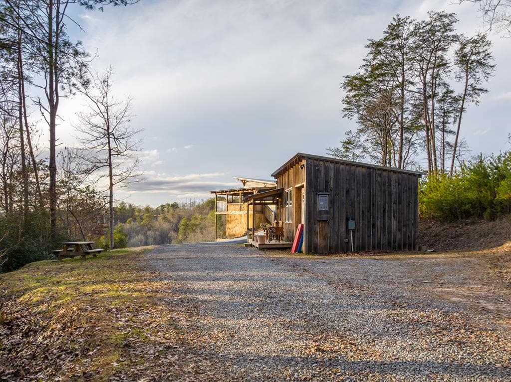 21-235 Riverview Circle, Blue Ridge GA 30513 - Photo
