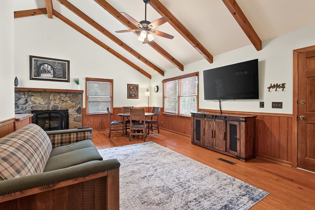 986 Mountain Oak Road, Ellijay GA 30536 - Photo