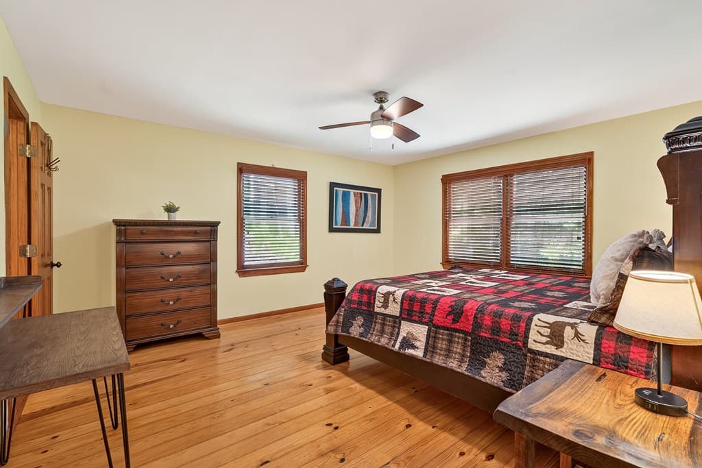 986 Mountain Oak Road, Ellijay GA 30536 - Photo