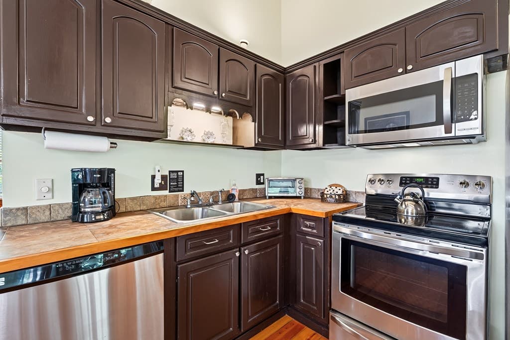 986 Mountain Oak Road, Ellijay GA 30536 - Photo