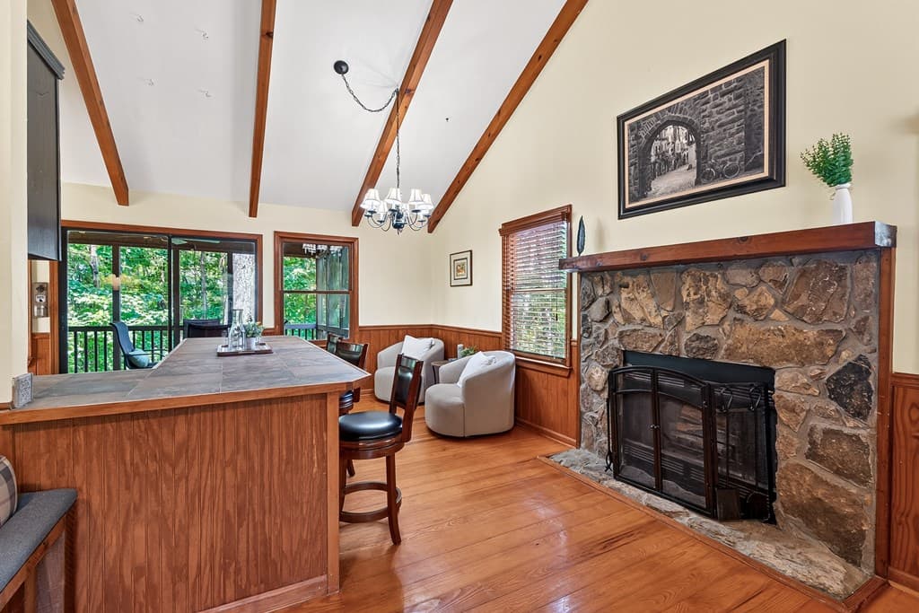 986 Mountain Oak Road, Ellijay GA 30536 - Photo