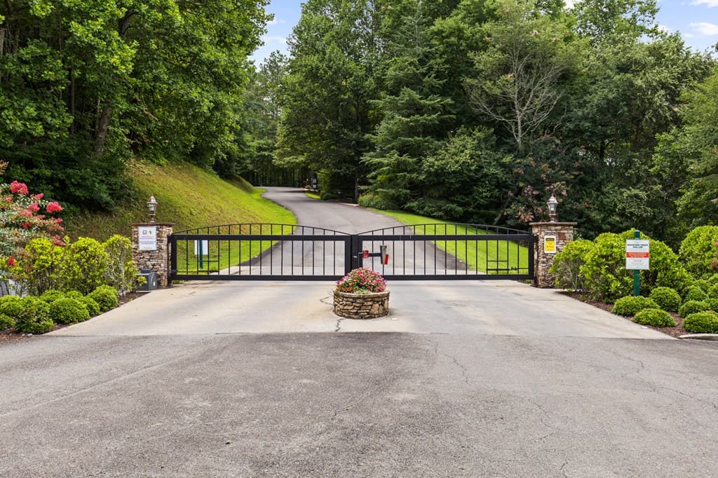 45 Hemlock Court, Talking Rock GA 30175 - Photo