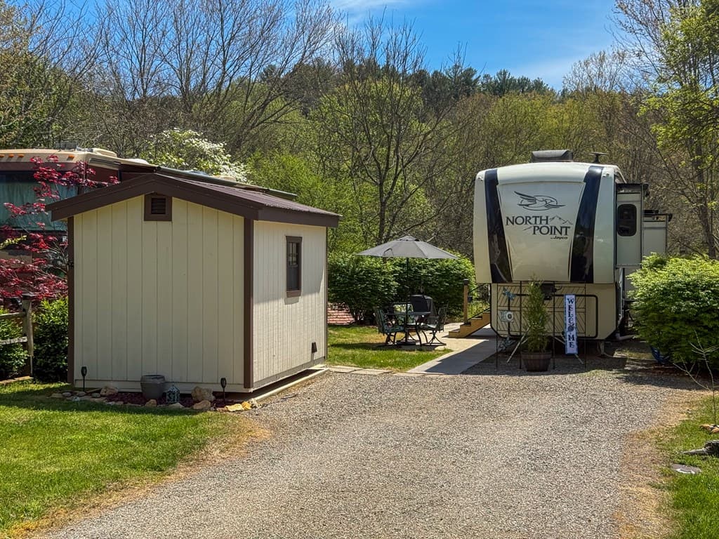 115 Apache Bend Road, Blairsville GA 30512 - Photo