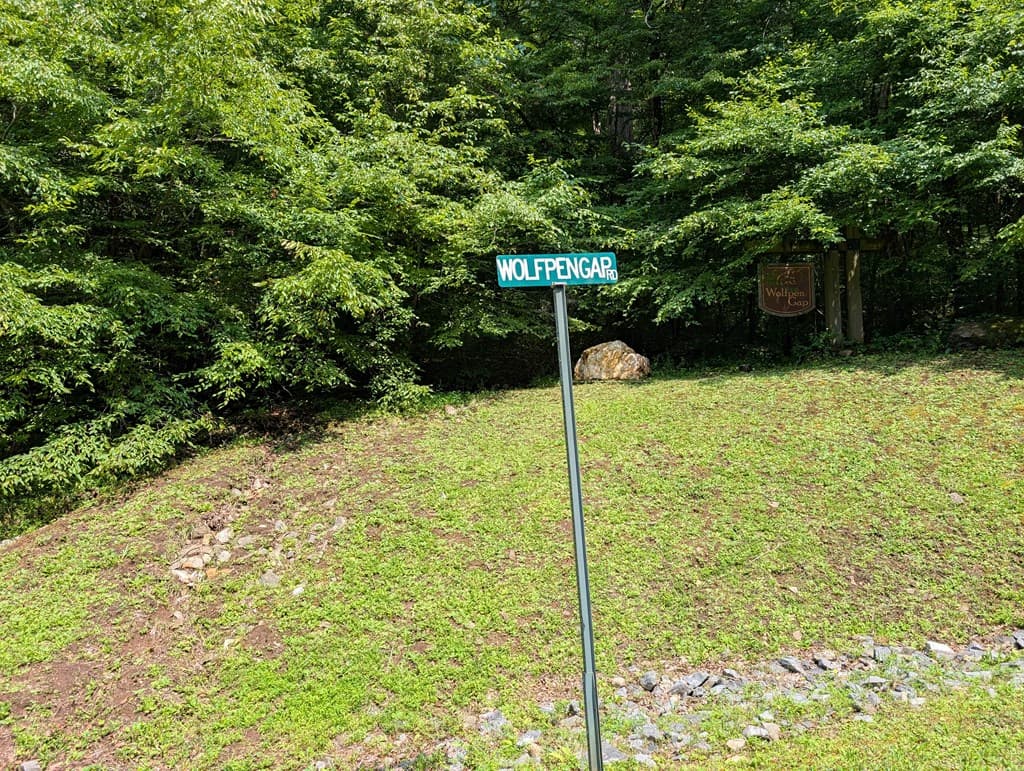 31 & 32 Wolfpen Gap Road, Hiawassee GA 30546 - Photo