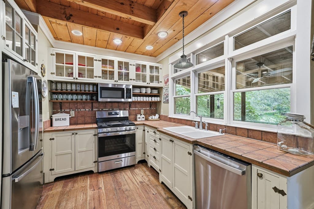 550 Navaho Way, Ellijay GA 30540 - Photo