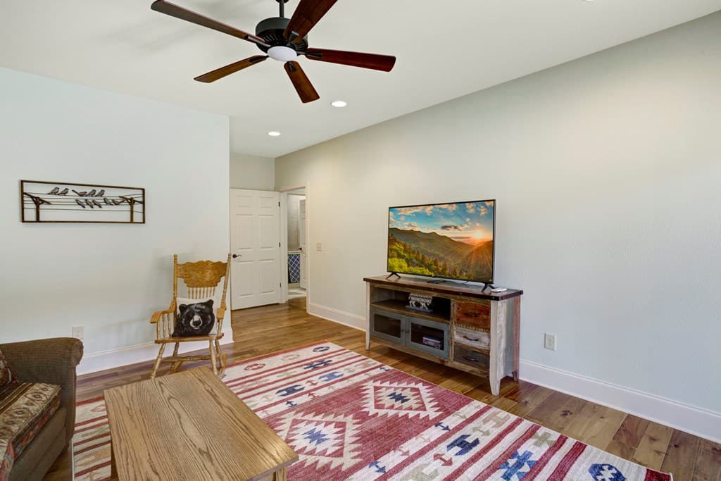 605 Owl Creek Road, Hiawassee GA 30546 - Photo